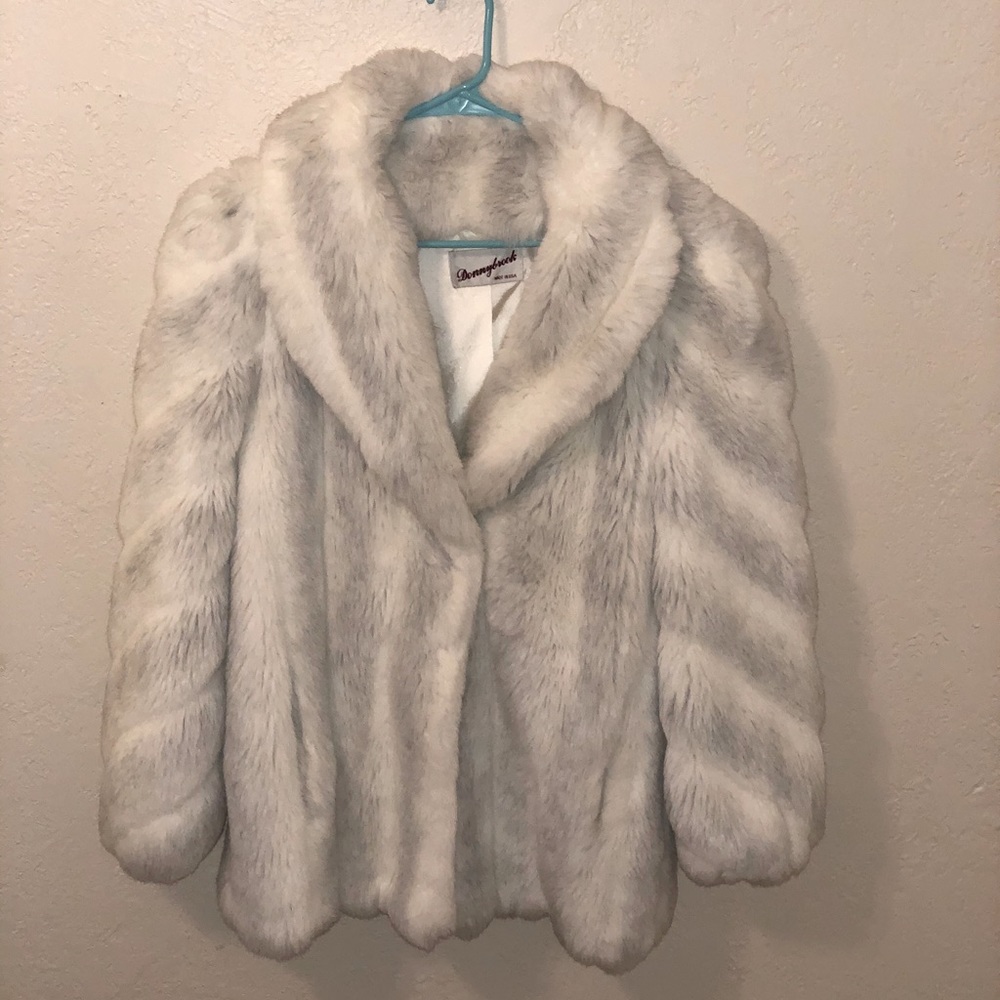 Vintage Donnybrook Made in USA Faux Fur coat
